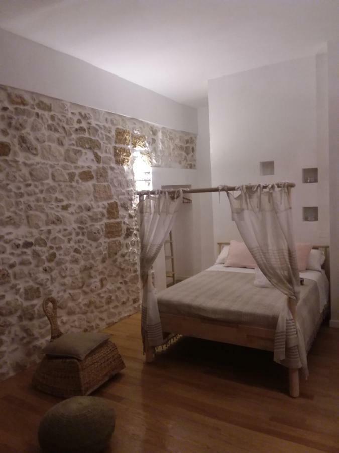 Dimora D'Azeglio Apartment Каровиньо Екстериор снимка