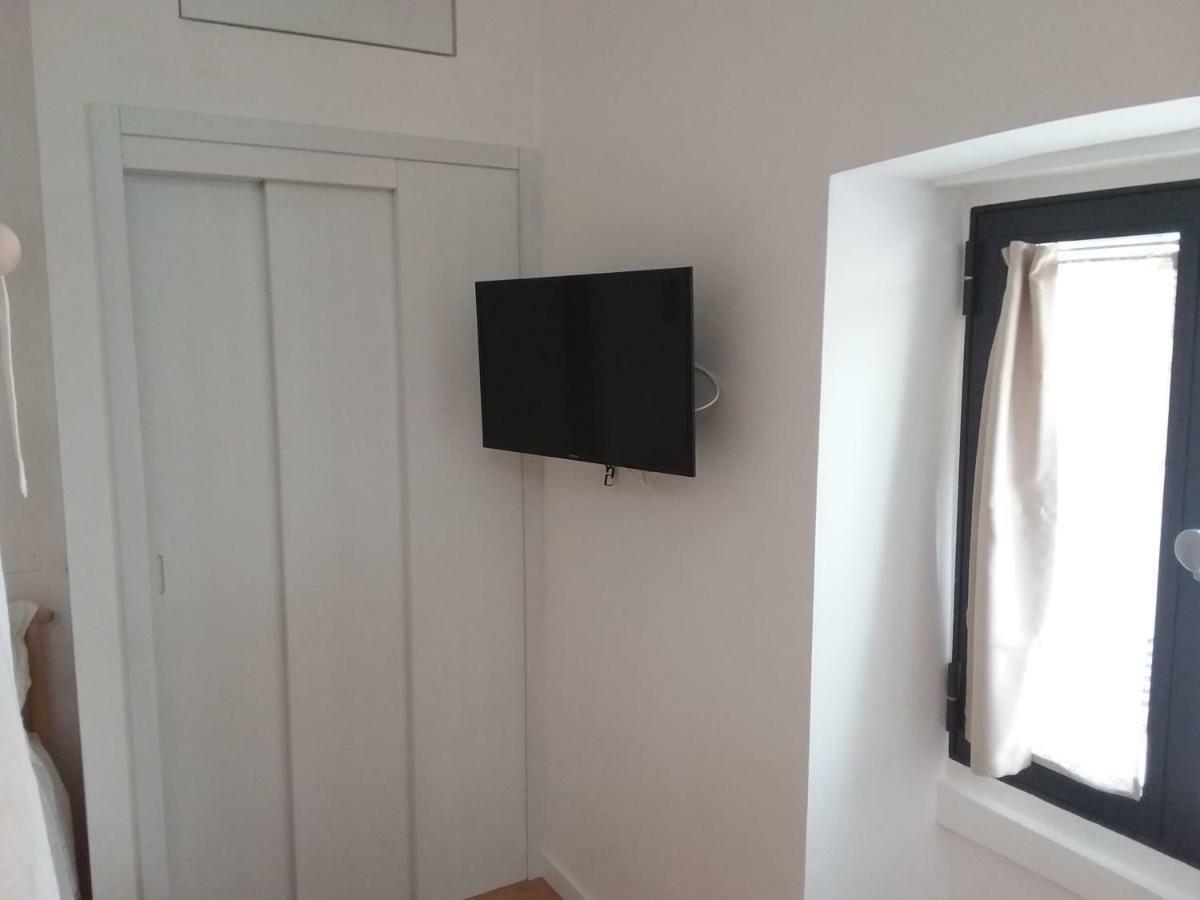 Dimora D'Azeglio Apartment Каровиньо Екстериор снимка